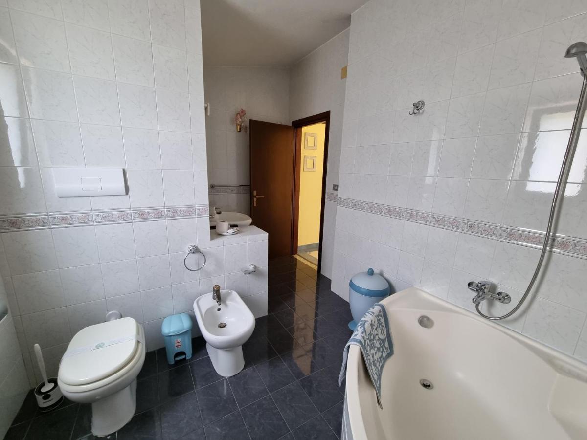 לינה וארוחת בוקר מראטיאה Il Ruscello מראה חיצוני תמונה